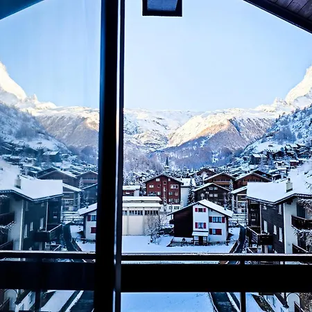 Penthouse With Matterhorn View Apartament *