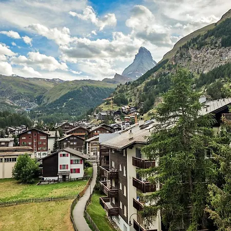 Апартаменты Central Sky-Penthouse With Iconic Matterhorn View Церматт
