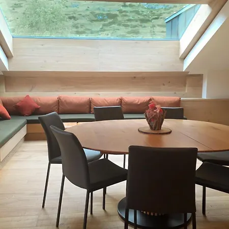 Central Sky-Penthouse With Iconic Matterhorn View Церматт